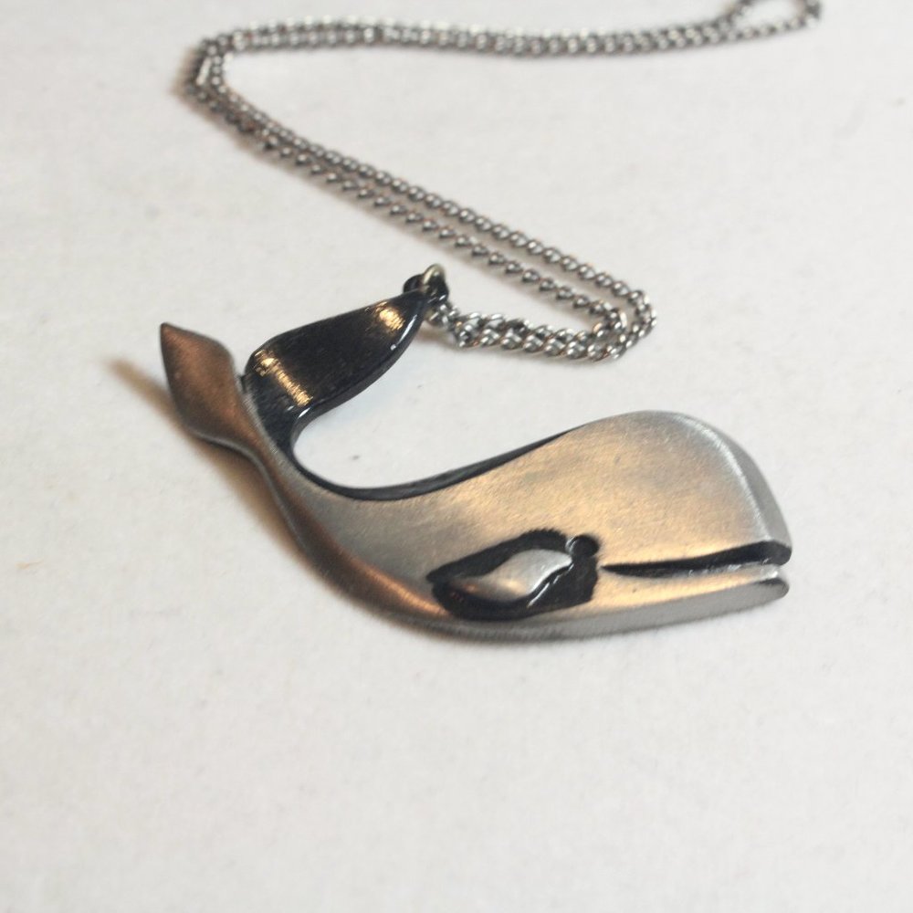 Metal Vintage 70's Pewter Designer WHALE Carved cut Detailed Necklace